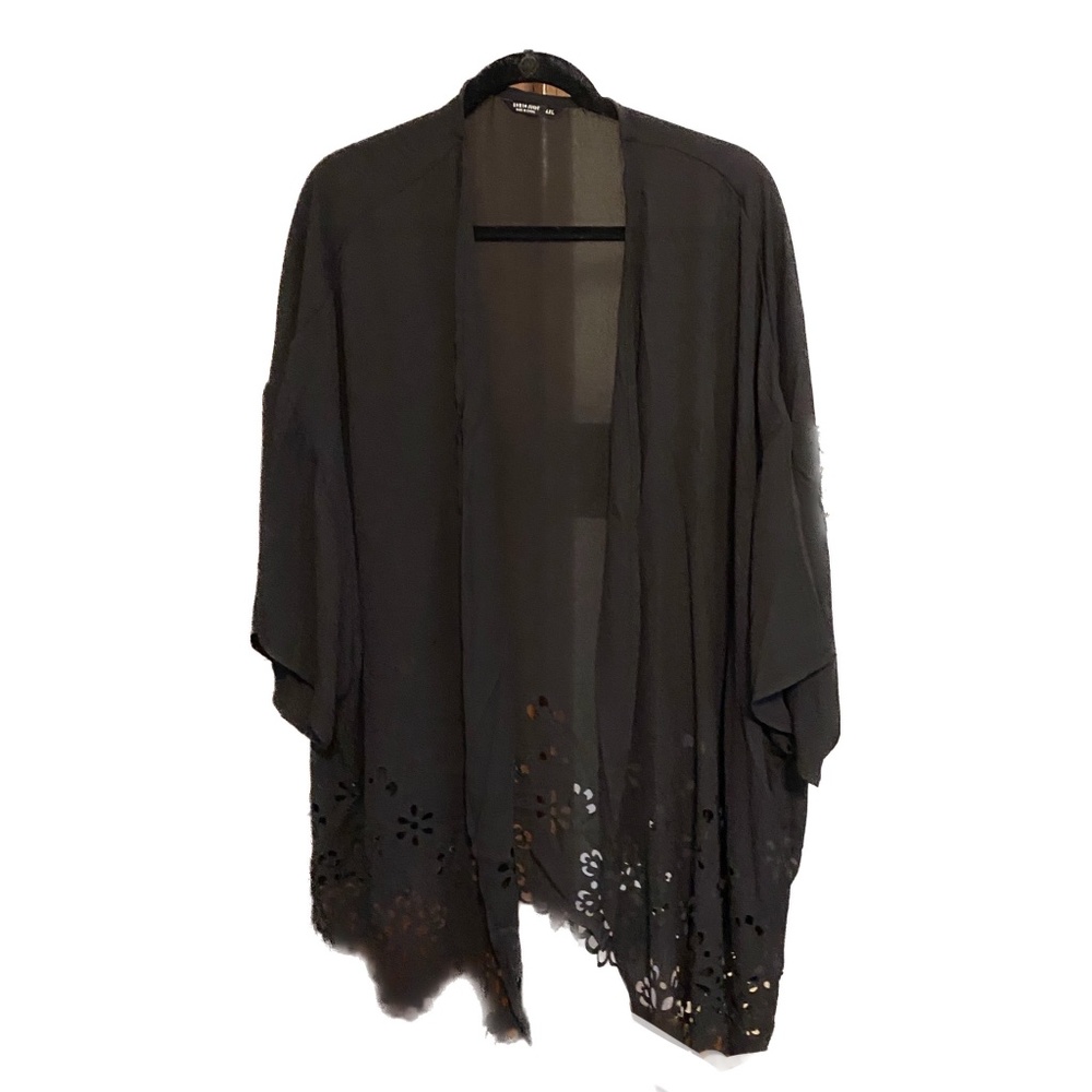 SHEIN Curve Cover Up
